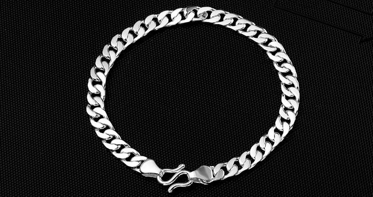 男士佛珠手链戴哪只手_男士手链搭配技巧_男士项链怎么挑