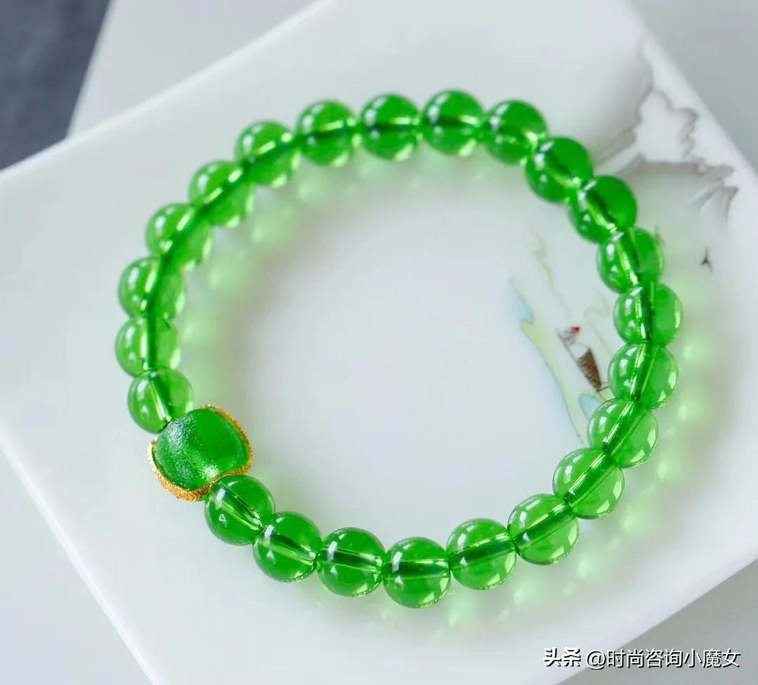 男士佛珠手链戴哪只手_文玩手串搭配攻略_中年男士文玩手串挑选技巧