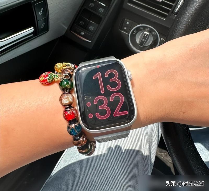 男士佛珠手链戴哪只手_50岁男性手串选择_老山檀香木手串推荐