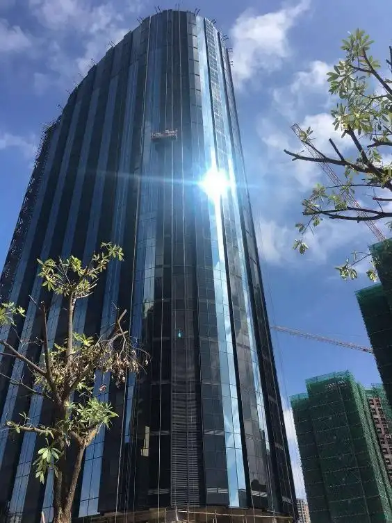 汉能砷化镓薄膜太阳能芯片应用_中国薄膜太阳能技术发展_薄膜太阳能电池原理