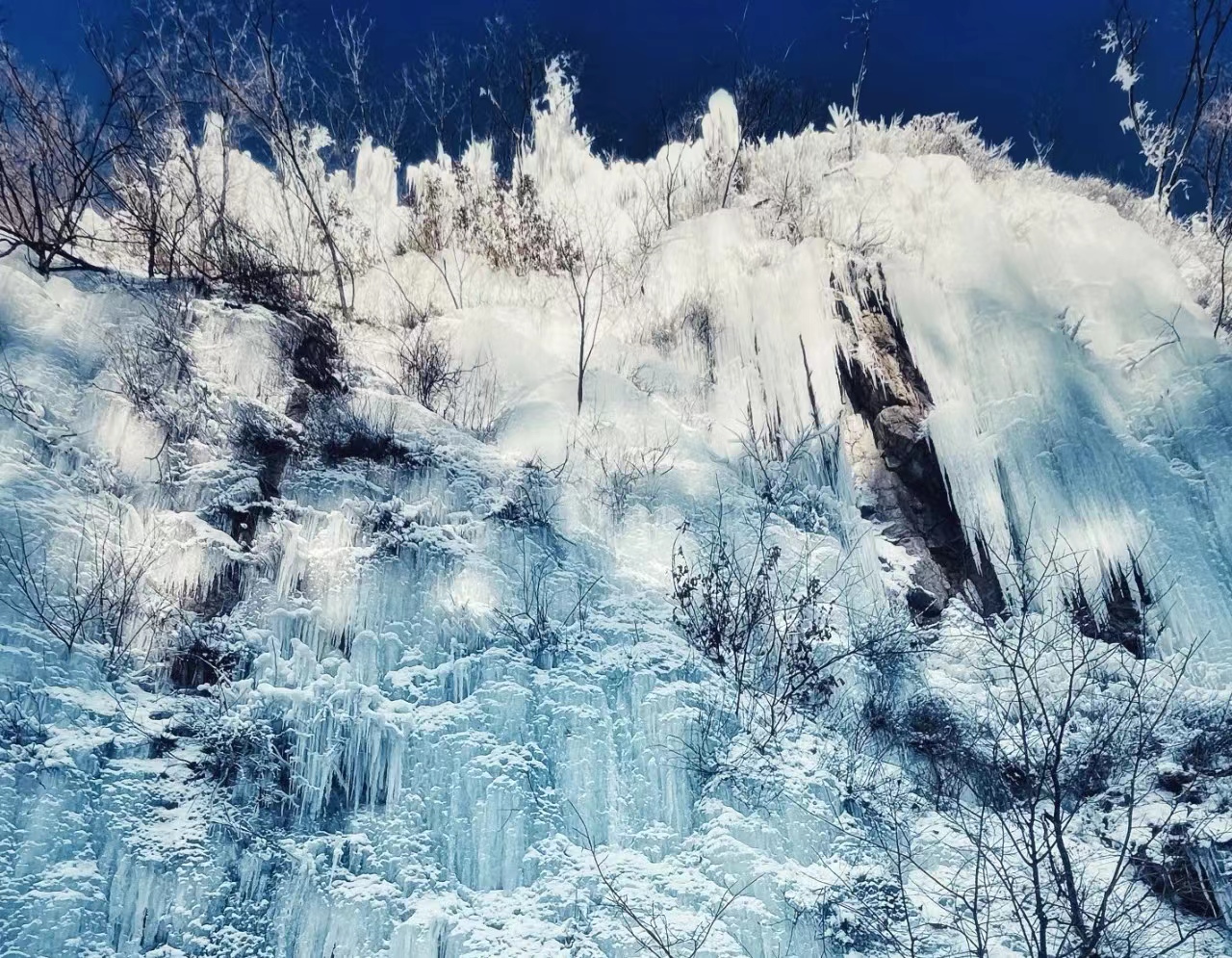 辽宁滑雪场攻略_沈阳滑雪场推荐_鞍山千山温泉滑雪住宿