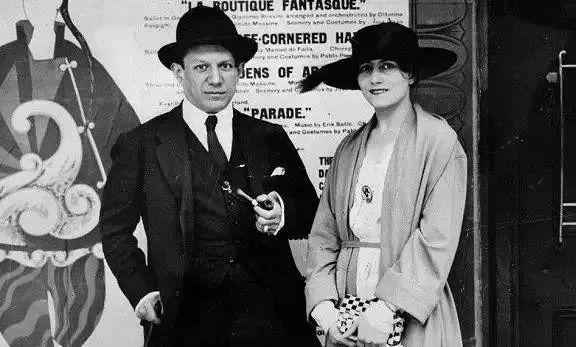 毕加索早期作品素描_毕加索生平经历_毕加索艺术风格演变