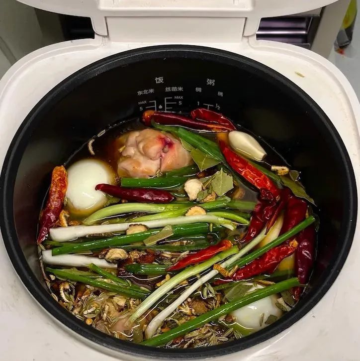 电饭锅代替压力锅炖菜软烂入味_老板电压力锅煮饭怎么使用_电饭锅做菜多汁入味营养健康