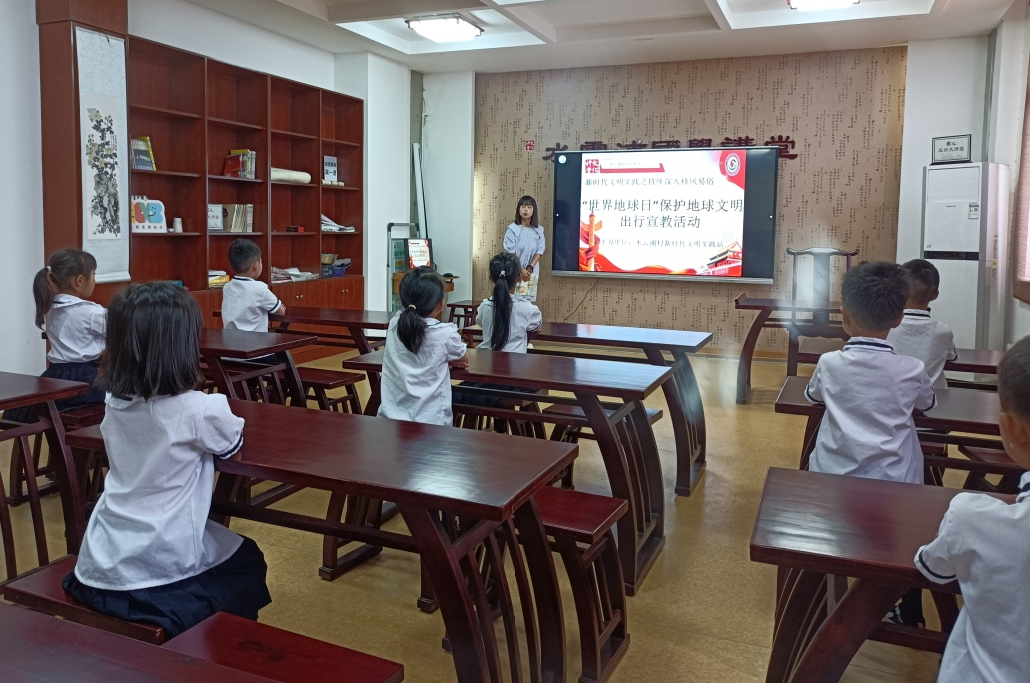 龙山镇东门外村文化礼堂红色教育_宁波农村文化礼堂_慈溪农村文化礼堂特色创新项目