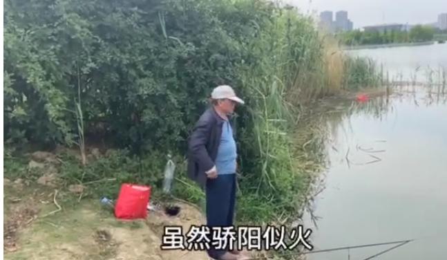 淮南中央公园钓鱼现象_中央公园禁止钓鱼管理_淮南煤矿塌陷区钓鱼