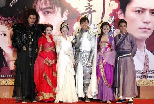 霍建华怎么火的_霍建华为何不再演戏了_霍建华低调生活经历