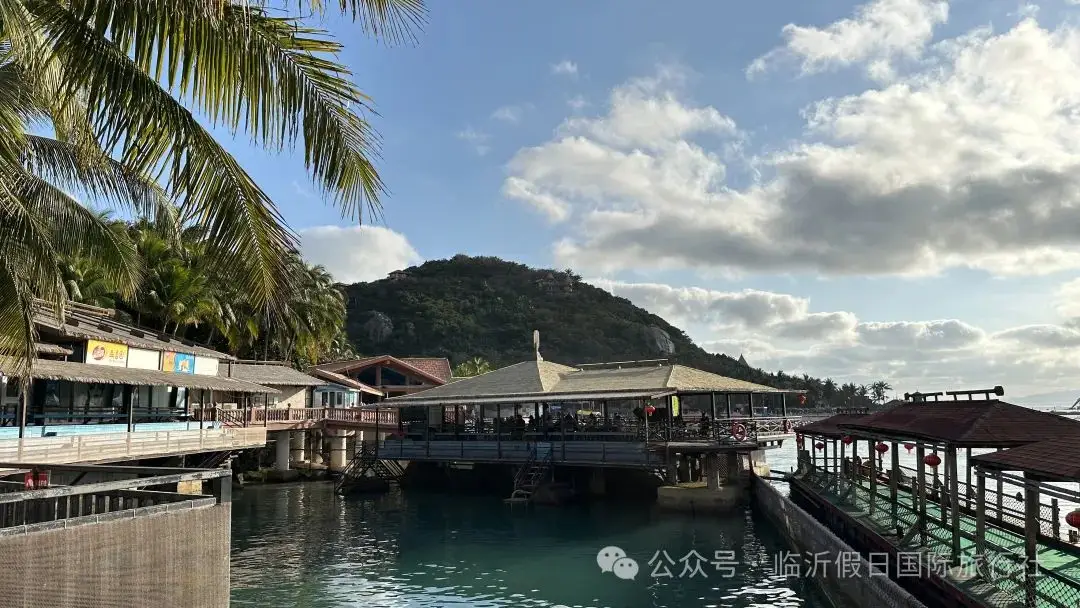 临沂直飞假日自组游_临沂假日20年组团经验专业领队安全舒适优质服务_十一海南旅游团