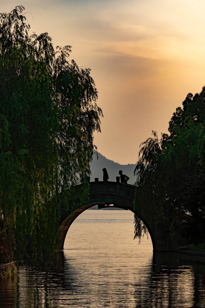 杭州旅行社一览表_杭州正规旅行社推荐_杭州旅行社排名