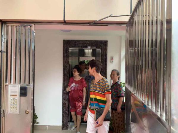 上海首台太阳能光伏发电加装电梯_老公房加装电梯光伏发电案例_太阳能光伏发电现状