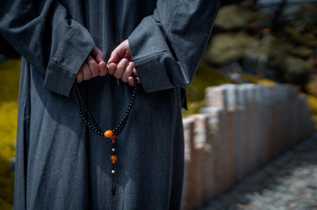 念珠颗数含义_念珠材质功德_27颗佛珠穿法的含义