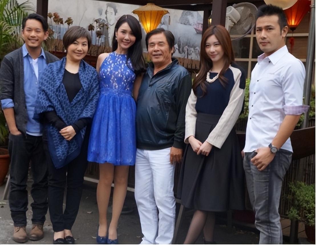 雷洪六个老婆_雷洪六个老婆_雷洪七旬娶小20岁娇妻