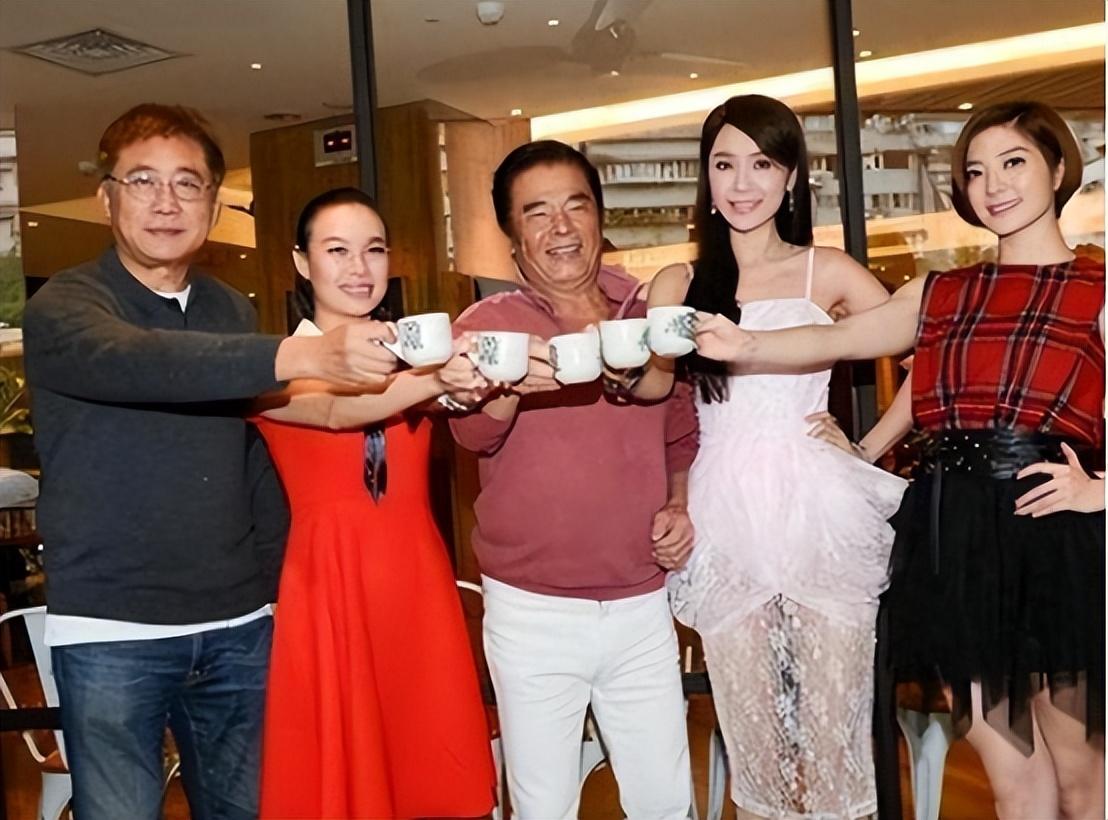 雷洪六个老婆_雷洪七旬娶小20岁娇妻_雷洪六个老婆