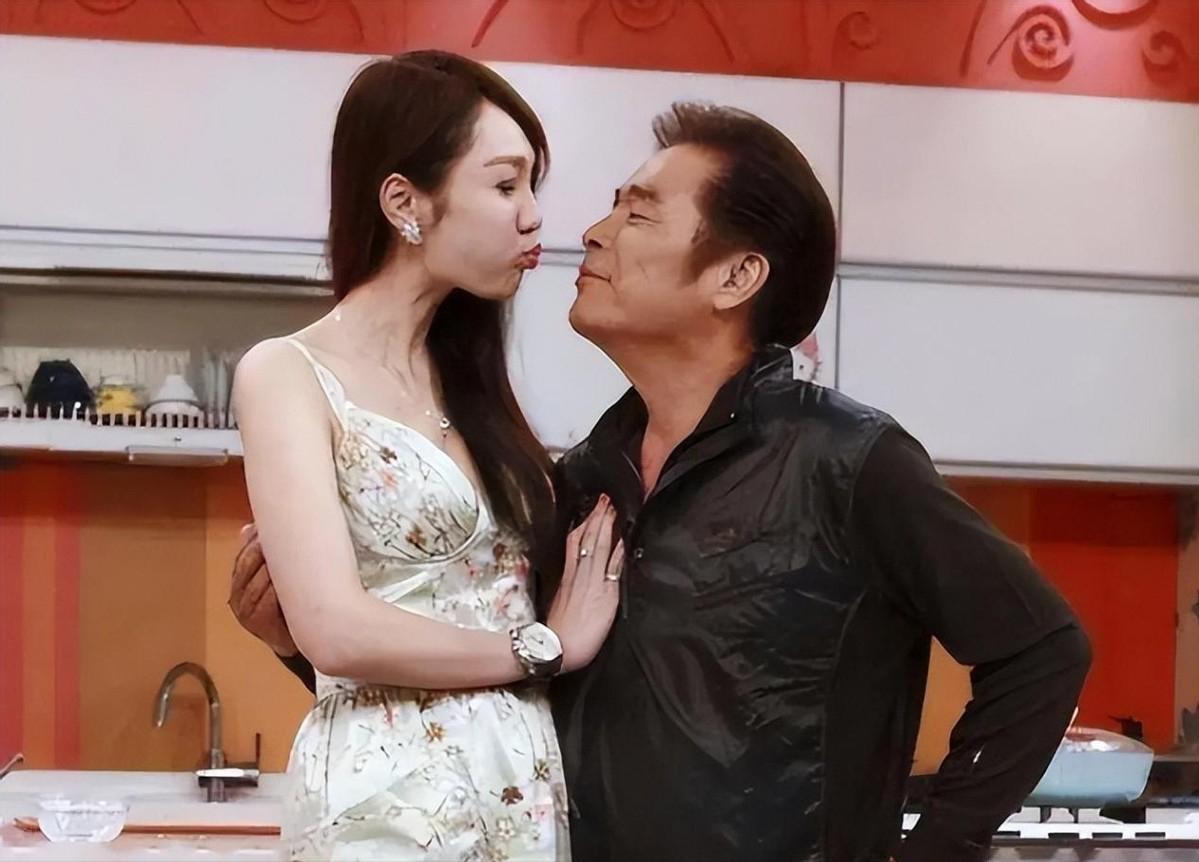 雷洪六个老婆_雷洪发妻结局_雷洪六老婆故事