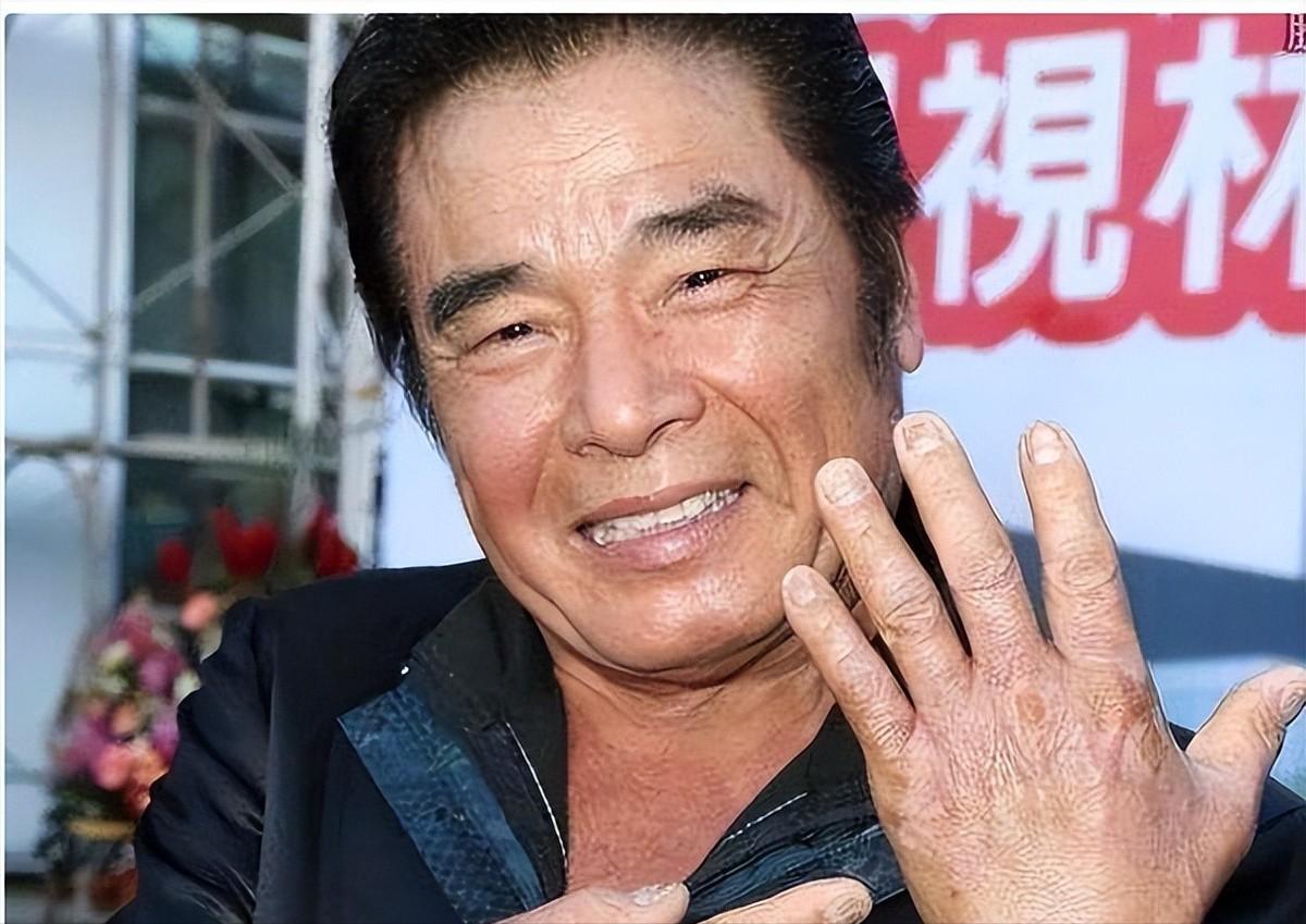 雷洪六老婆故事_雷洪六个老婆_雷洪发妻结局