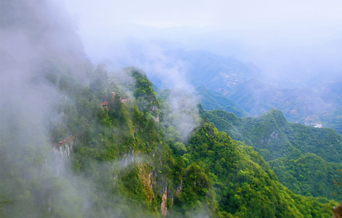 镇安塔云山住宿_塔云山金顶观景_塔云山道教名山