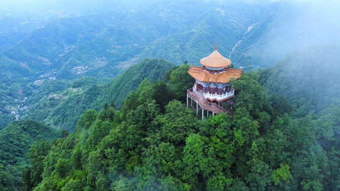 塔云山道教名山_镇安塔云山住宿_塔云山金顶观景