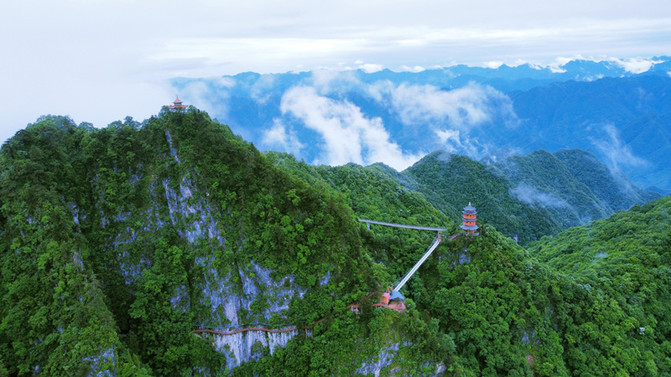 镇安塔云山住宿_塔云山金顶观景_塔云山道教名山