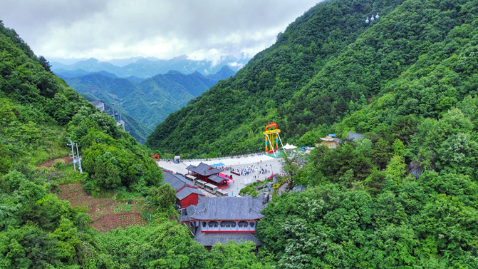 塔云山道教名山_镇安塔云山住宿_塔云山金顶观景