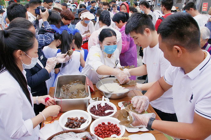 塔云山道教名山_镇安塔云山住宿_塔云山金顶观景