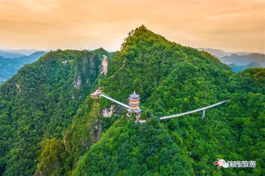 塔云山历史_镇安塔云山住宿_塔云山风景