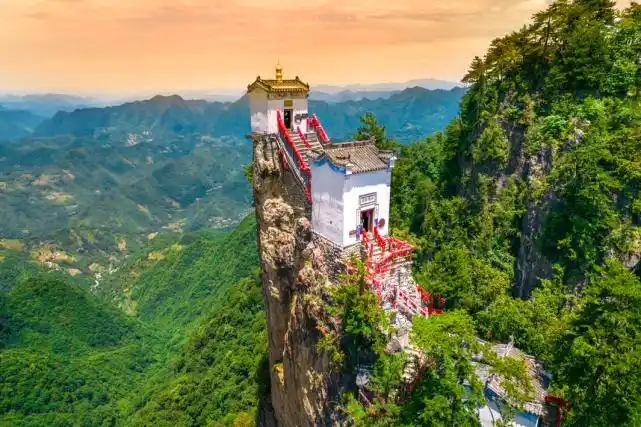 端午秦岭康养会客厅_寻梦大秦岭粽情塔云山_镇安塔云山住宿