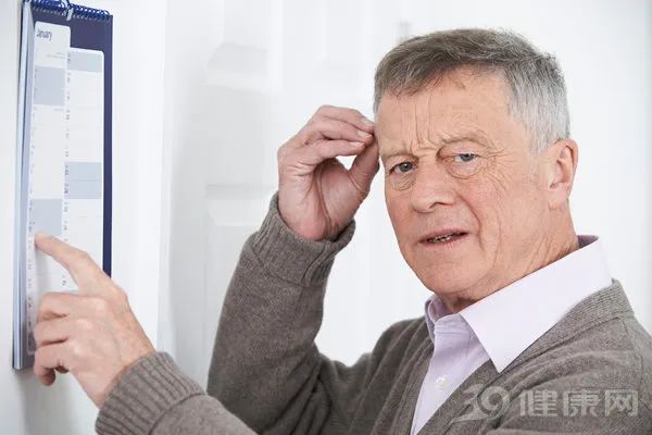 维生素E缺乏症状_维生素e多少钱的效果好_维生素E作用