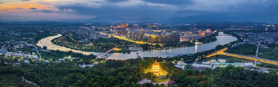 长泰城市更新行动_长泰撤县设区城市发展_长泰一中校徽