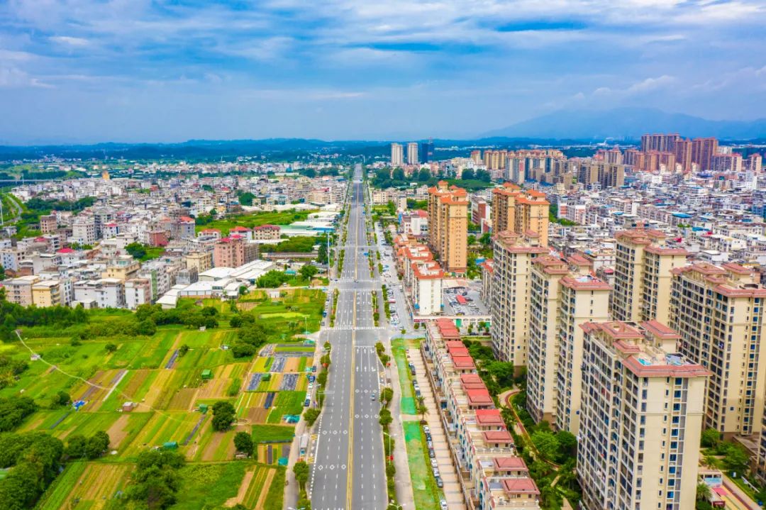 长泰撤县设区城市发展_长泰城市更新行动_长泰一中校徽