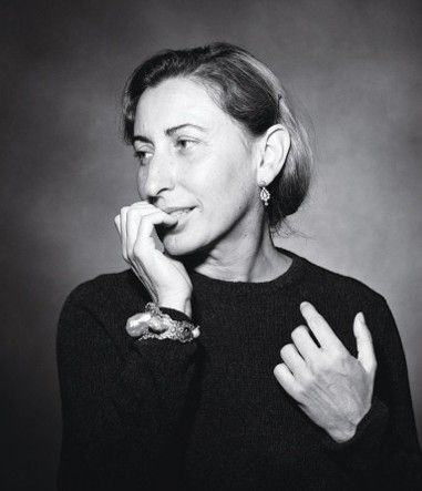 缪缪携手知名香水巨头 开拓香水市场