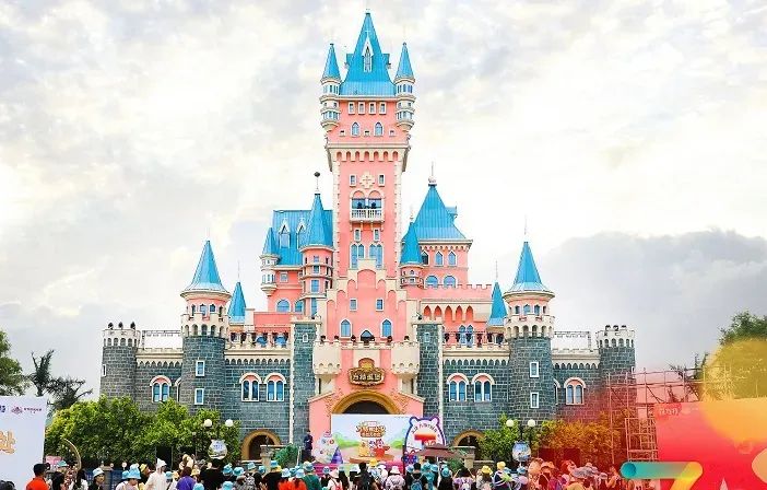 重庆方特科幻公园有哪些玩的_泰安方特欢乐世界门票价格_泰安方特欢乐世界一日游