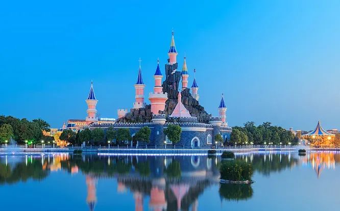 泰安方特欢乐世界一日游_重庆方特科幻公园有哪些玩的_泰安方特欢乐世界门票价格