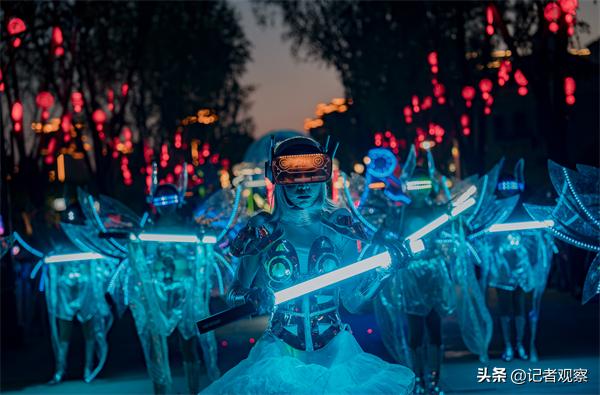重庆方特科幻公园有哪些玩的_大同方特奇趣潮玩节_超时空机械艺术秀机器人表演