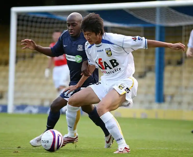 于海徐新谈留洋利弊_中国足球留洋球员经验_于海建言新生代：留洋踢球要趁早 切莫想一步登天