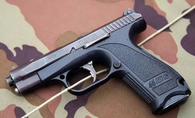 GSh-18枪管旋转闭锁原理_谢尔久科夫手枪_GSh-18手枪设计特点