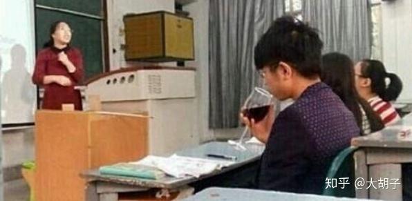 红酒有沉淀物正常吗_甜型葡萄酒推荐_入门级葡萄酒推荐