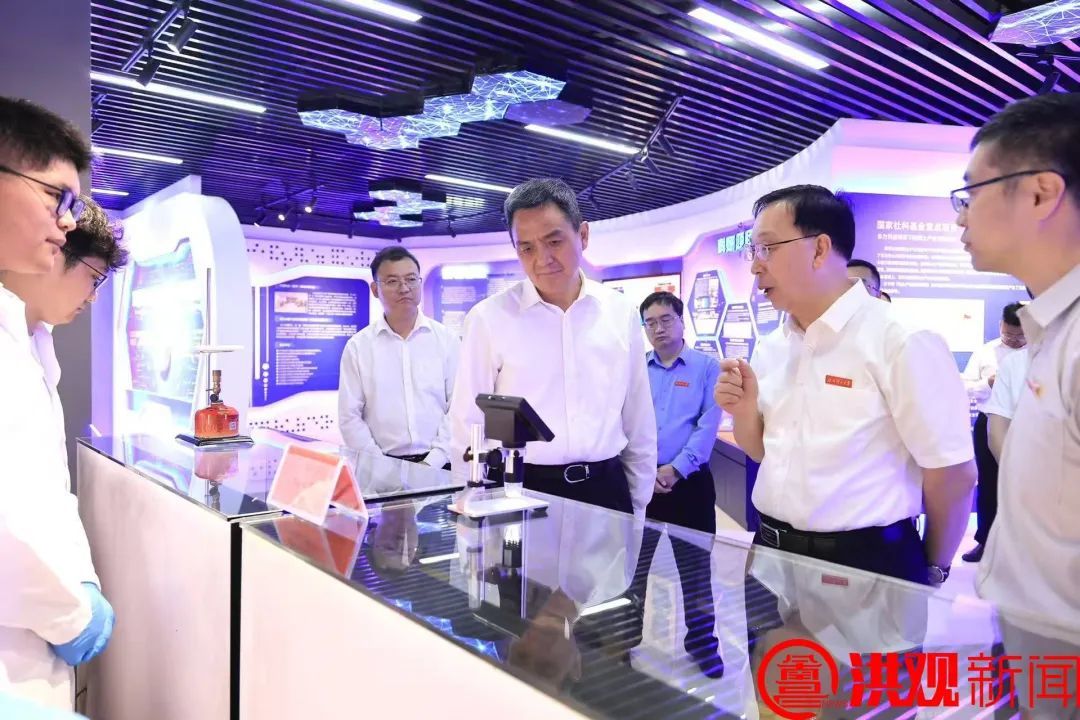 李红军走访华东交通大学、江西理工大学南昌校区