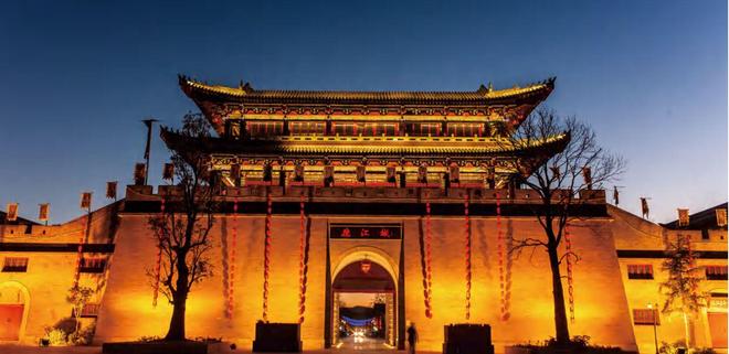 伟光汇通领导关怀_云南报业传媒集团伟光汇通战略合作_就爱去公司文旅融媒体中心