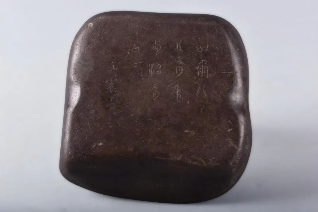 端砚的产地是哪里?_端砚产地 广东省肇庆 端溪砚石品