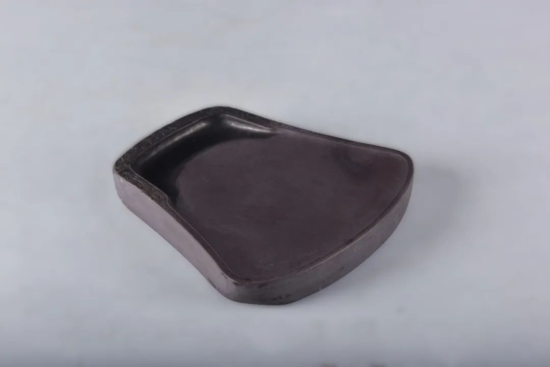 端砚产地 广东省肇庆 端溪砚石品_端砚的产地是哪里?