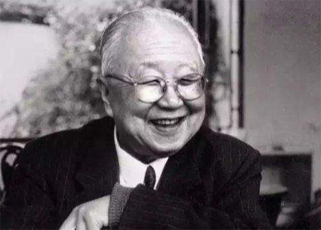 端砚的产地是哪里?_文房四宝砚台鉴赏_启功砚台选择