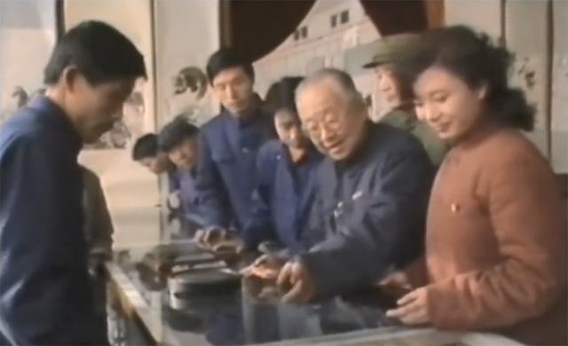 文房四宝砚台鉴赏_端砚的产地是哪里?_启功砚台选择