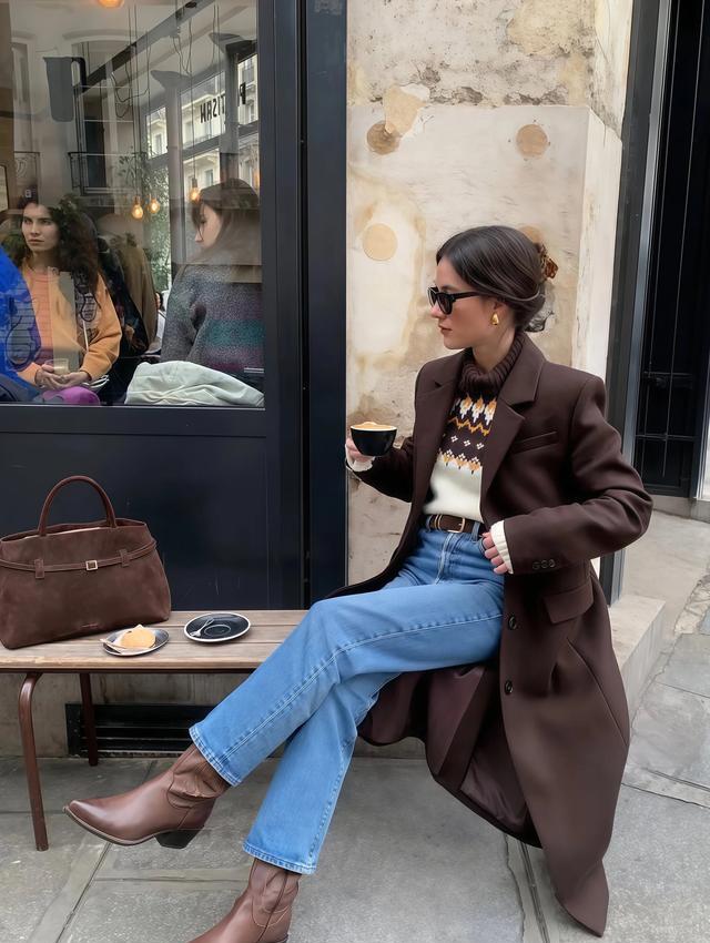 冬季红色大衣搭配图片_大衣高腰裤短靴_过年穿搭高级感