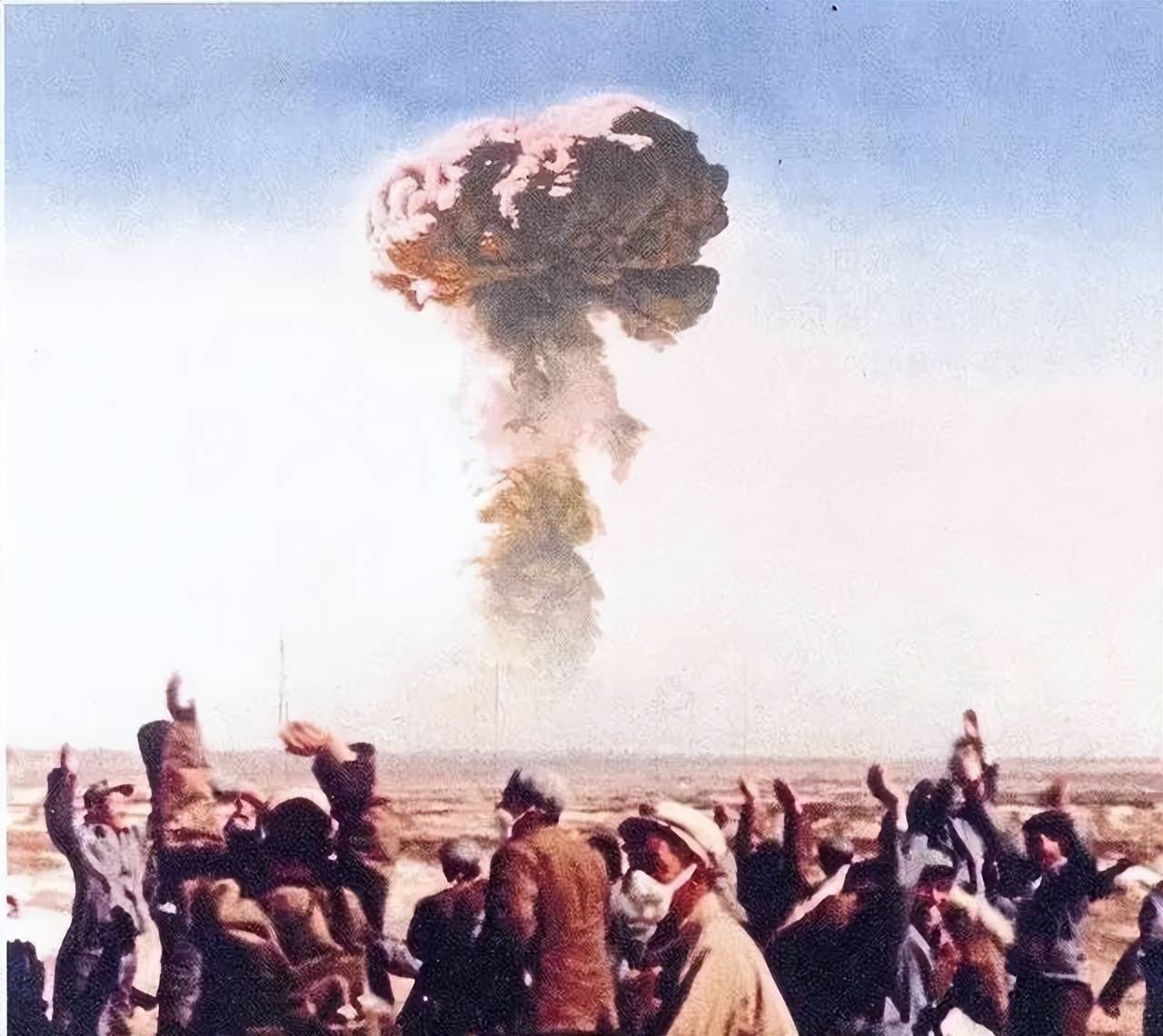 钱学森回国特殊待遇_两弹一星之父钱学森_钱学森被美国关押五年经历