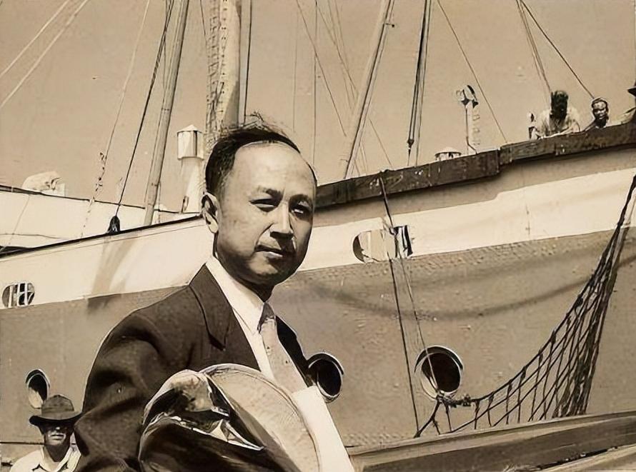 钱学森回国特殊待遇_两弹一星之父钱学森_钱学森被美国关押五年经历