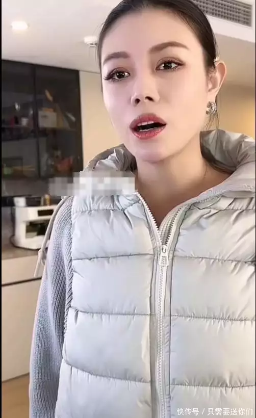 葛荟婕再撕章子怡_章子怡与葛荟婕关系变化_葛荟婕回应小苹果喊章子怡妈妈