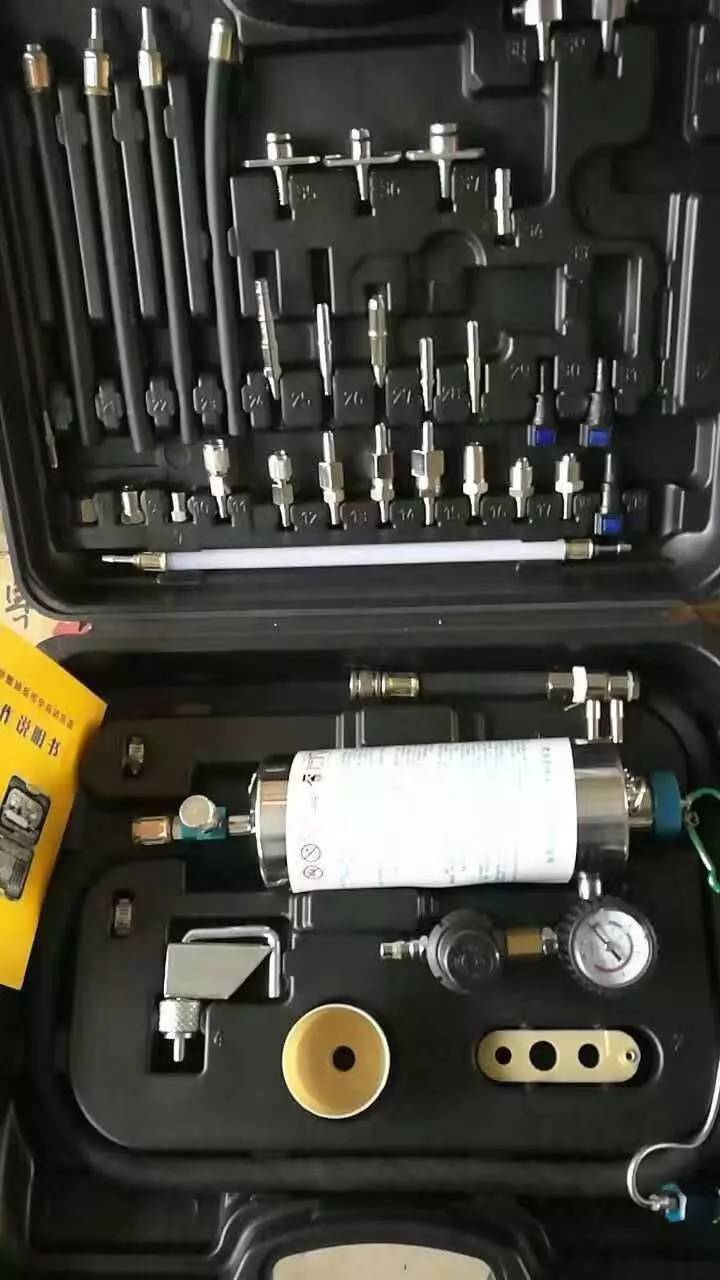 博润斯燃油免拆清洗设备_喷油嘴进气道三元催化器清洗剂使用方法_汽油喷嘴多长时间清洗