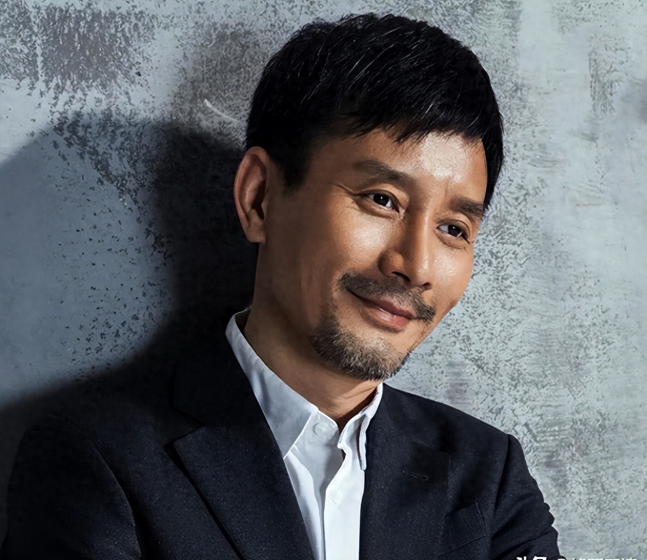 田小洁二婚江珊_江珊再婚对象是谁_田小洁演技