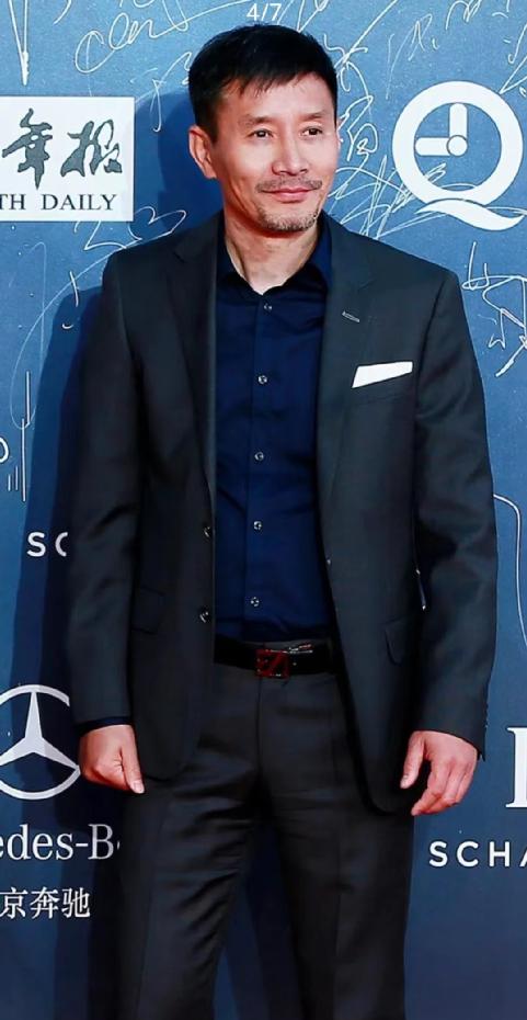 田小洁时尚穿搭风格_江珊再婚对象是谁_江珊二婚对象田小洁