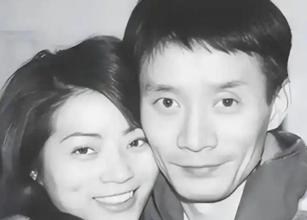 江珊再婚对象是谁_田小洁 江珊 演员爱情故事