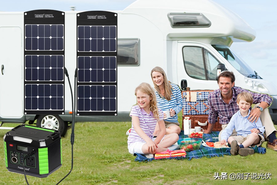 太阳能手机充电器价格_户外旅行太阳能充电器_多人旅行太阳能充电器